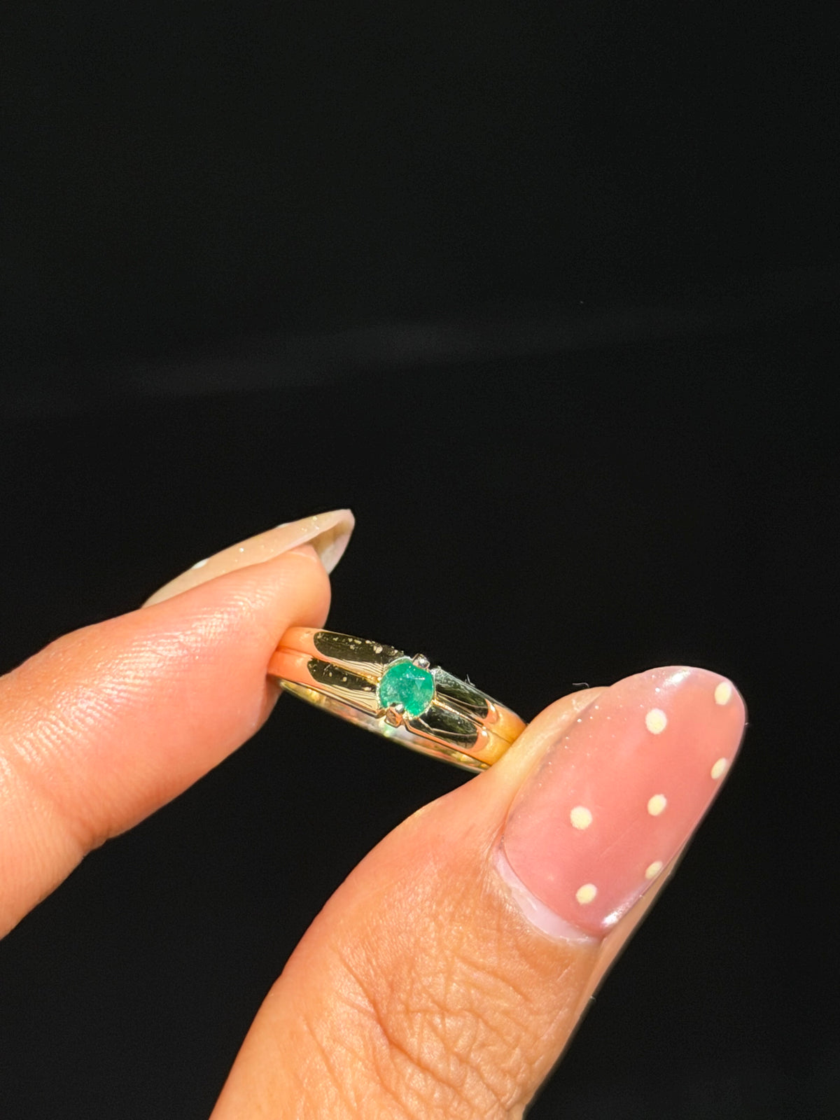 14k emerald band