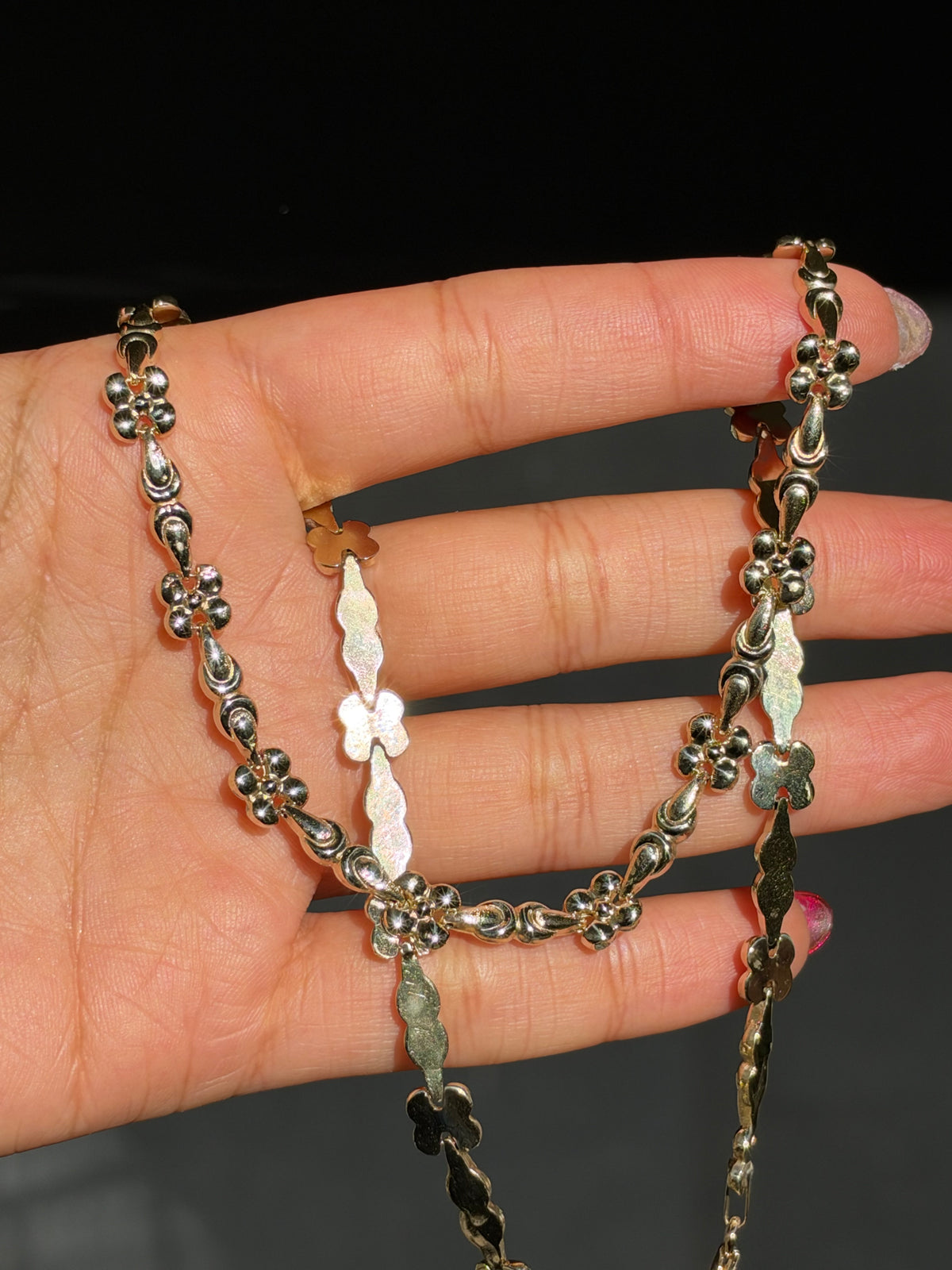 Vintage 14k Italian flower motif necklace 🌸