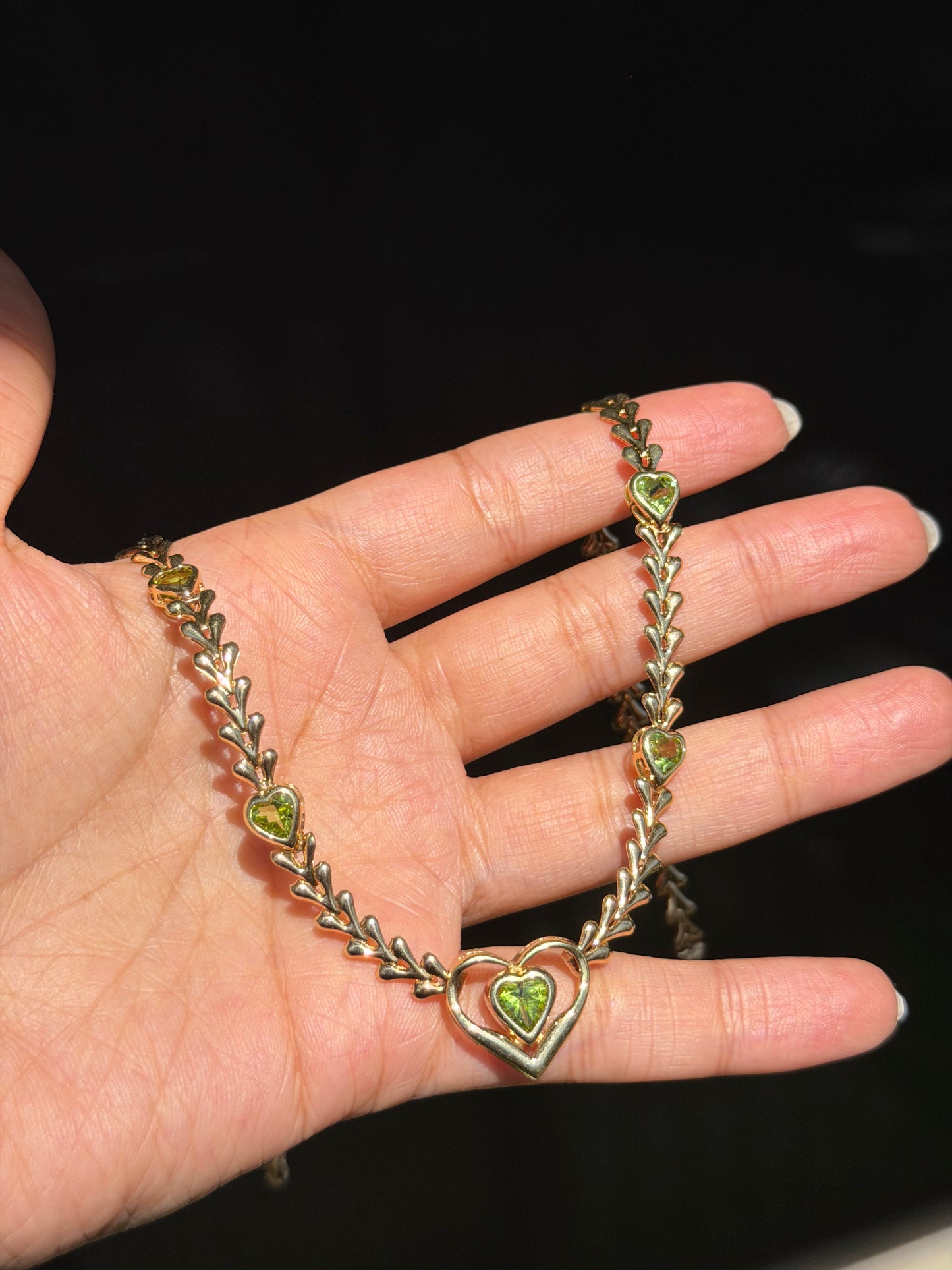 14k chevron link and peridot heart Necklace 💚