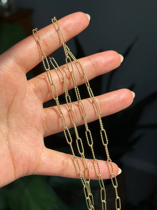 Vintage UnoAerre 14k twisted paper clip Chain