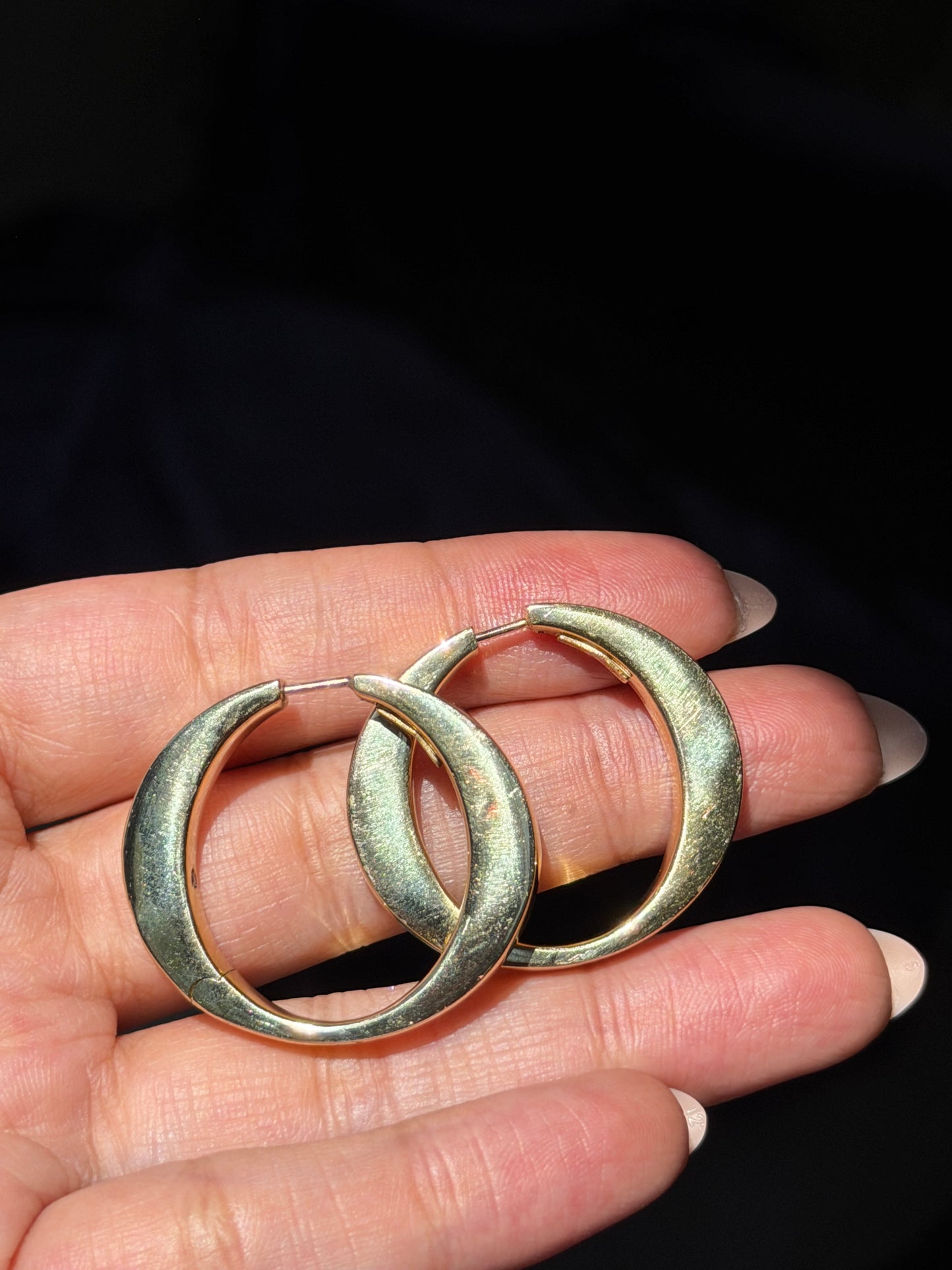 18k Italian Hoop earrings ✨