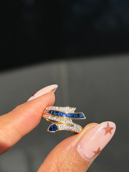 18k sapphires and diamond ring