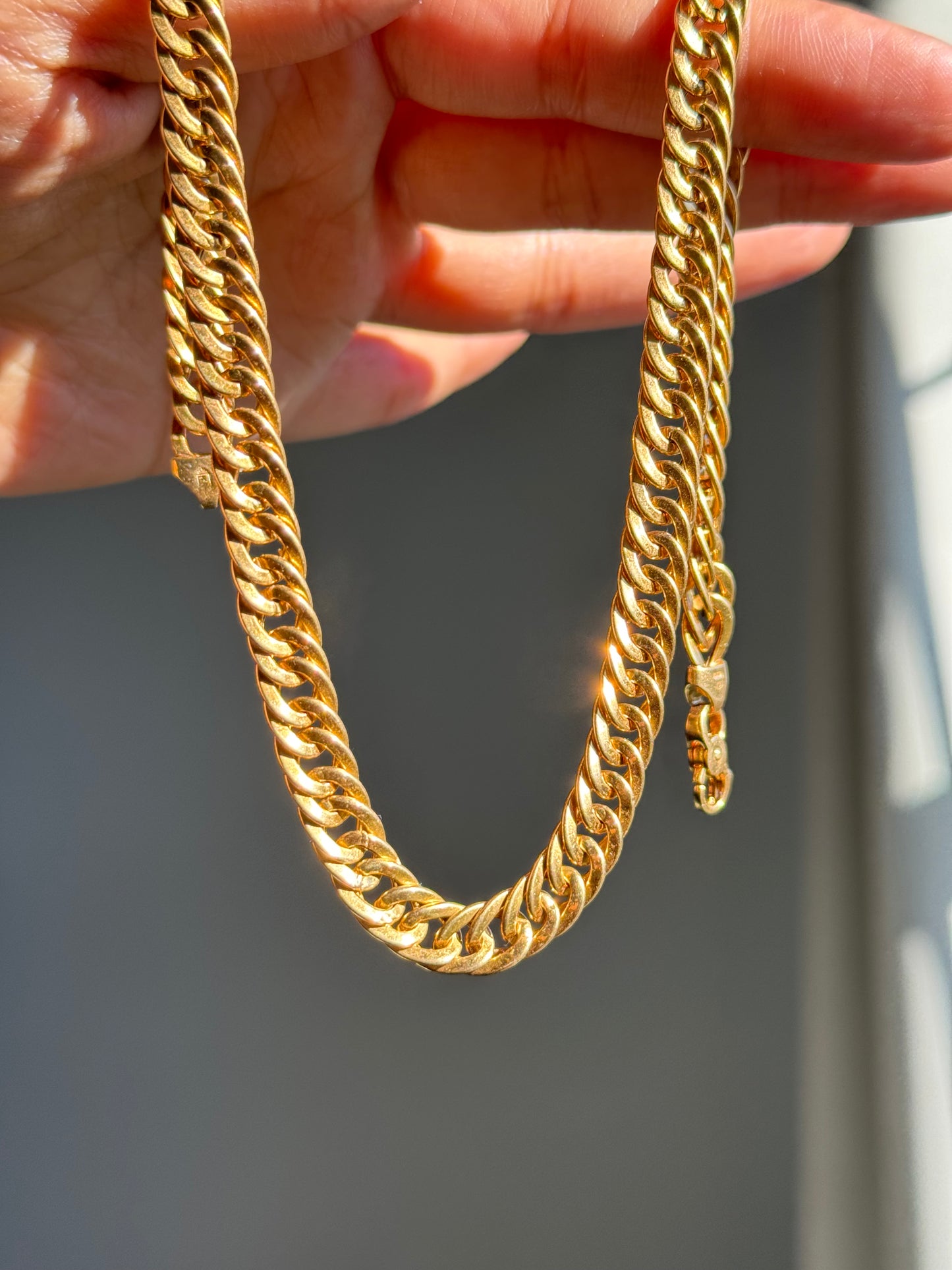 Italian 18k wide Curb chain