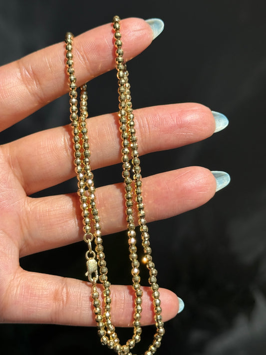 Vintage Italian 18k disco 🪩 beaded chain