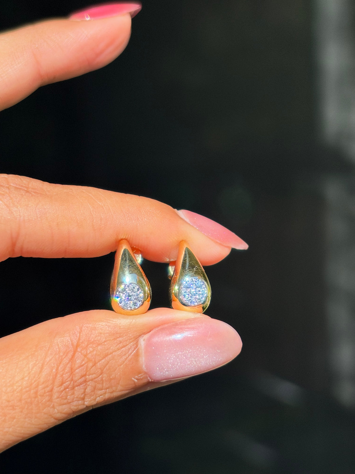 18k teardrop diamond earrings