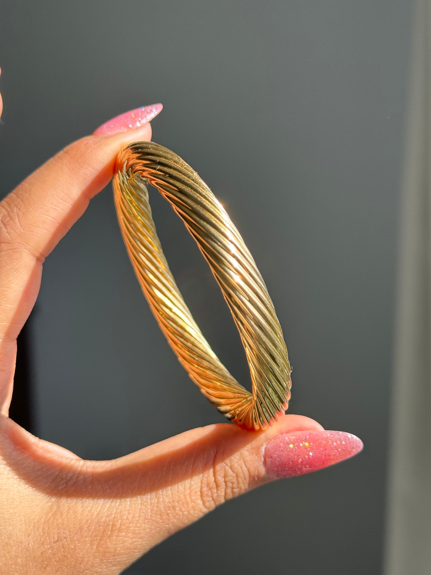 18k chunky twisted hinged bangle