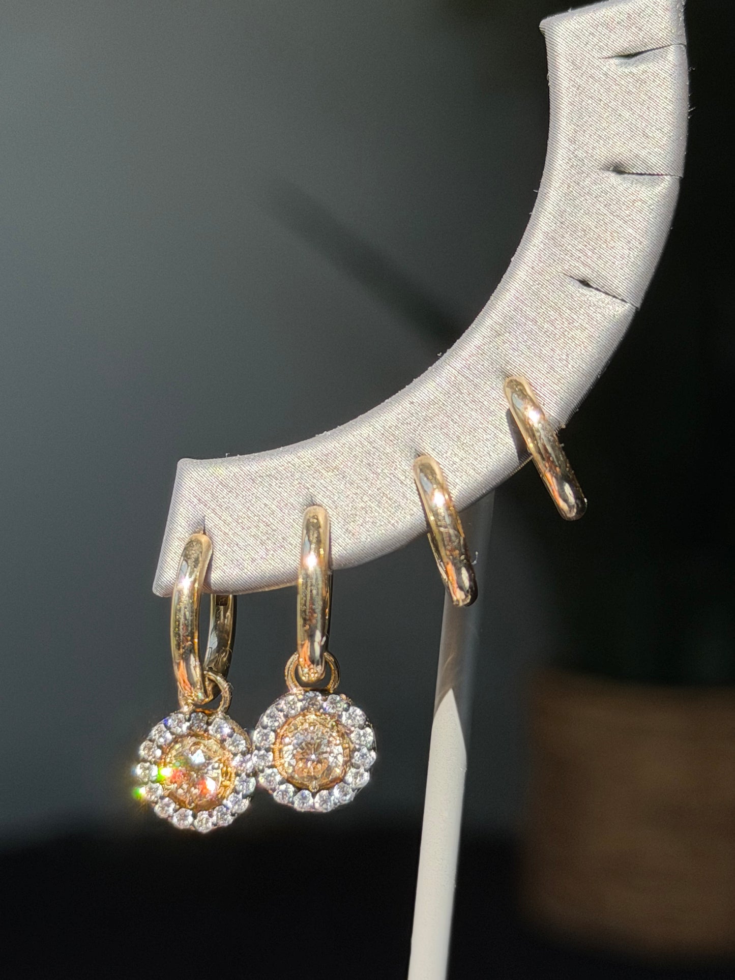 Halo Drip Diamond Huggies