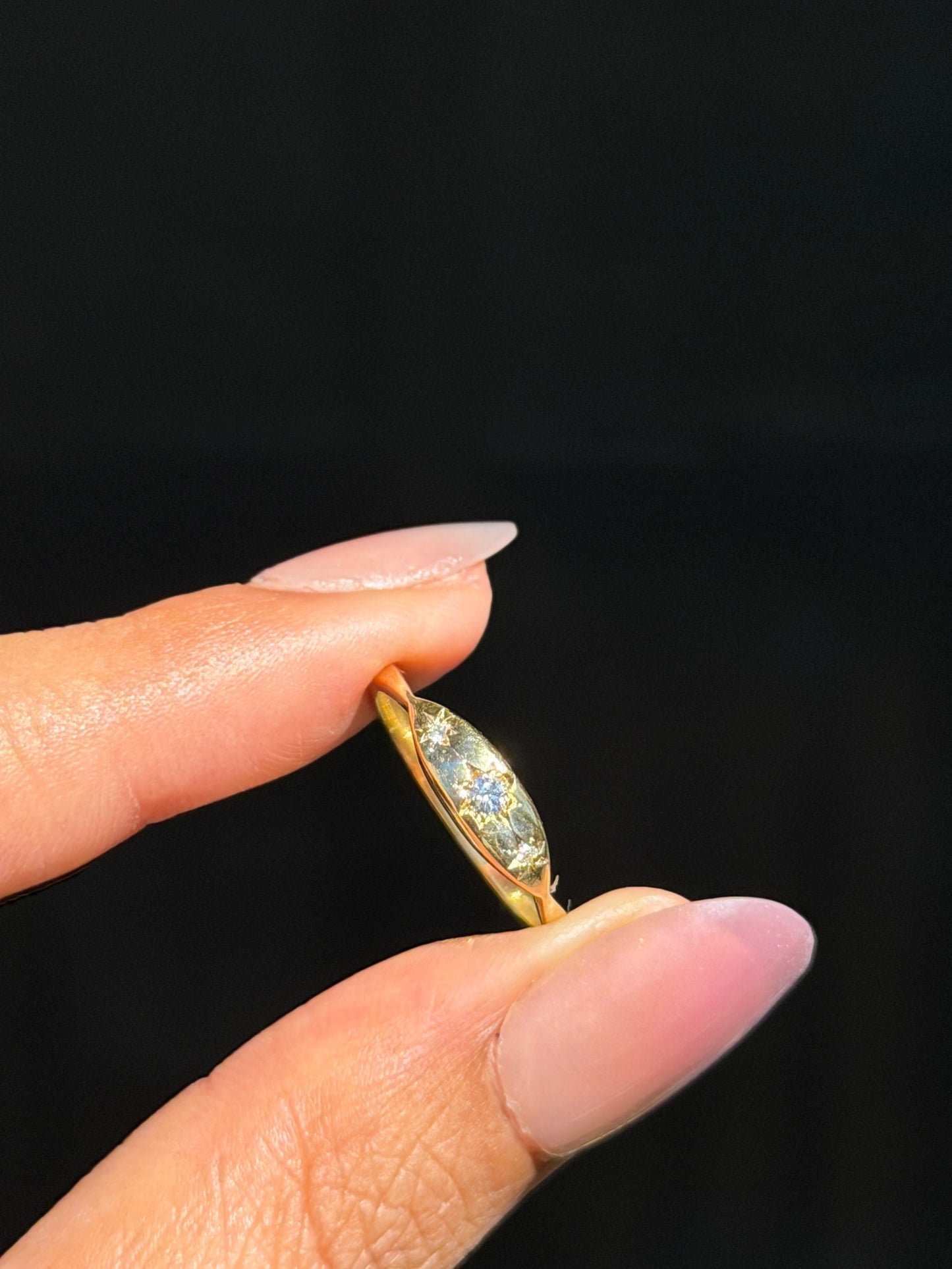 18k  Hand engraved Stars with natural diamonds
