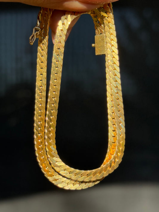 14k Solid wide tight curb chain