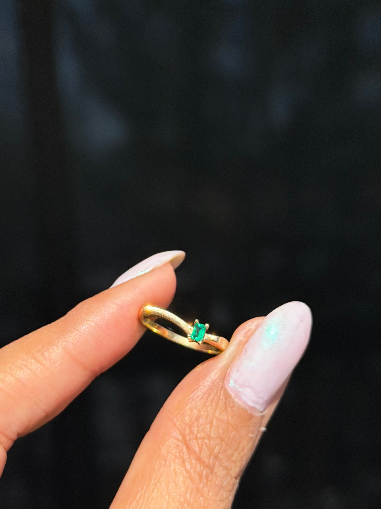 14k Colombian emerald ring