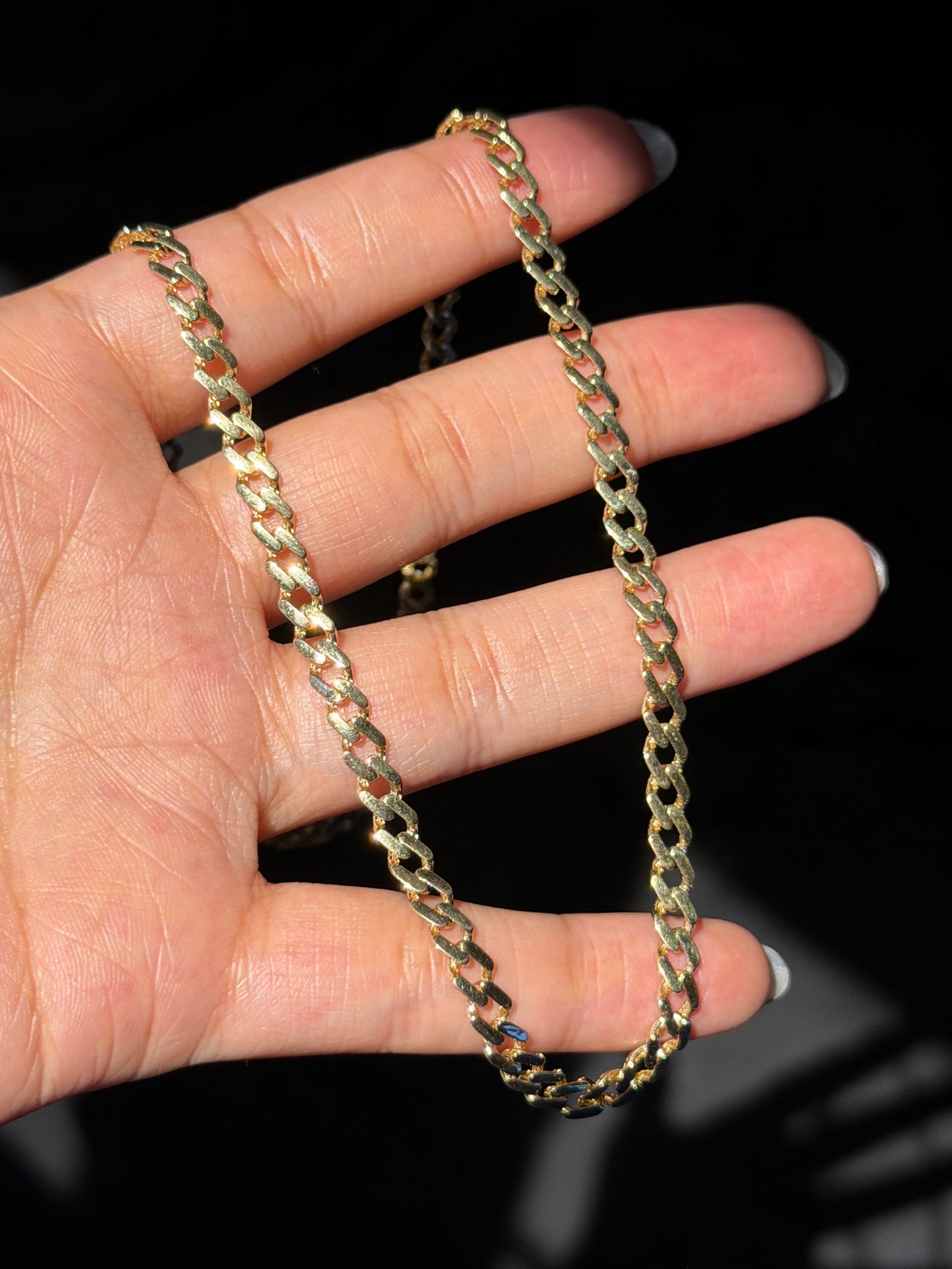 18k Cubain chain ✨