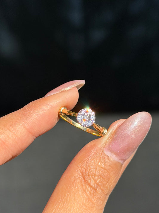 14k diamond cluster ring