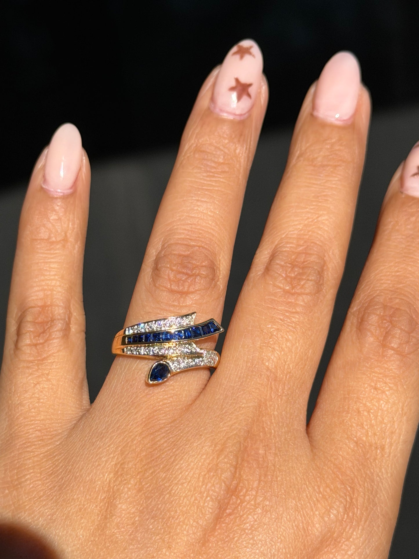 18k sapphires and diamond ring