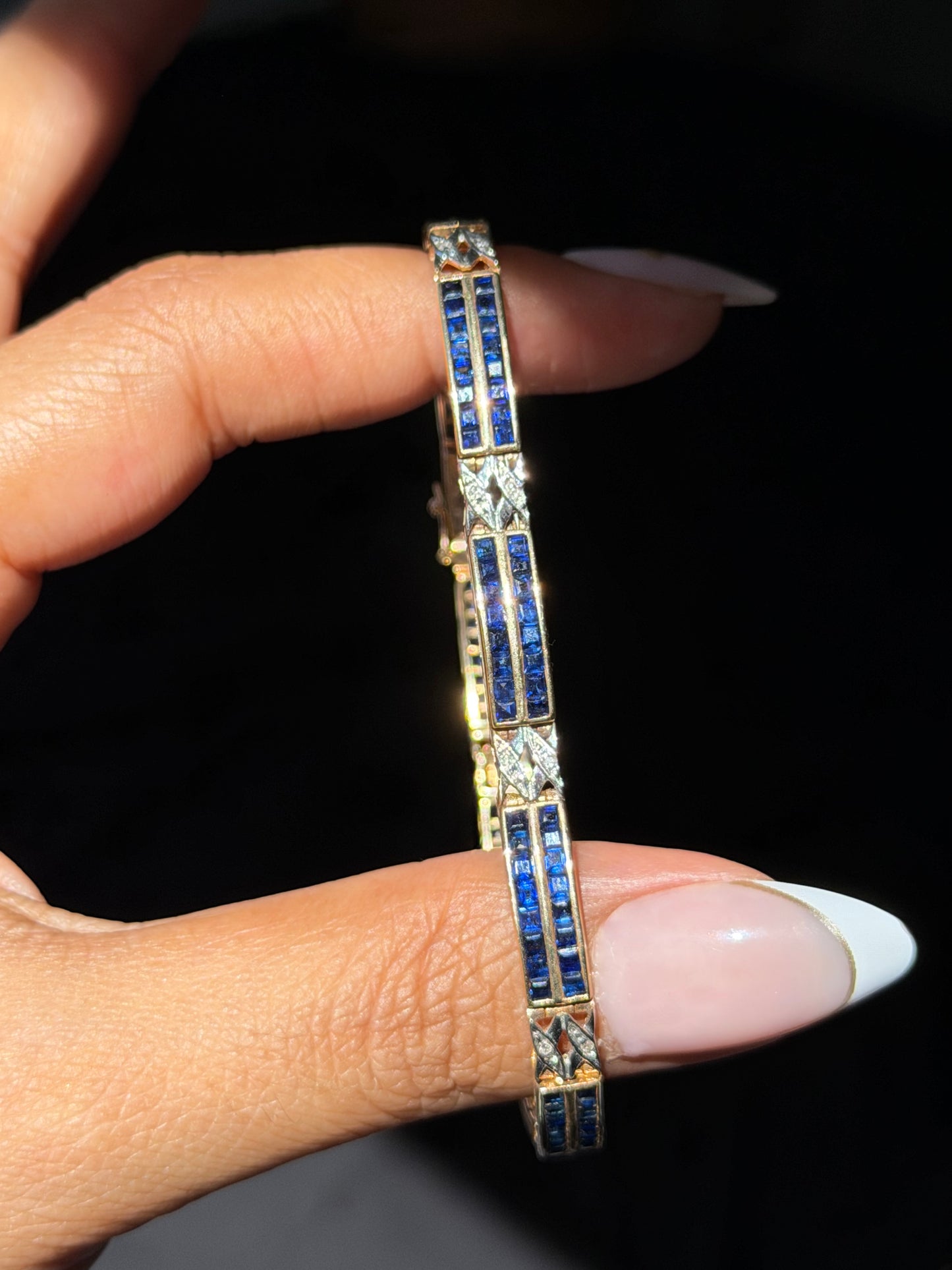 14k yellow gold Vintage sapphire and diamond bracelet ✨💙