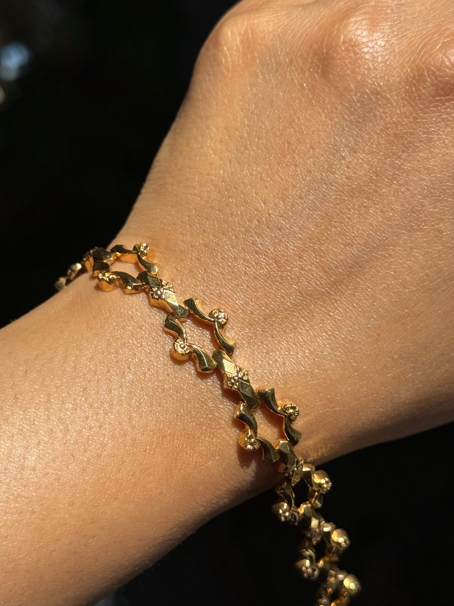 18k orange blossom faceted bracelet