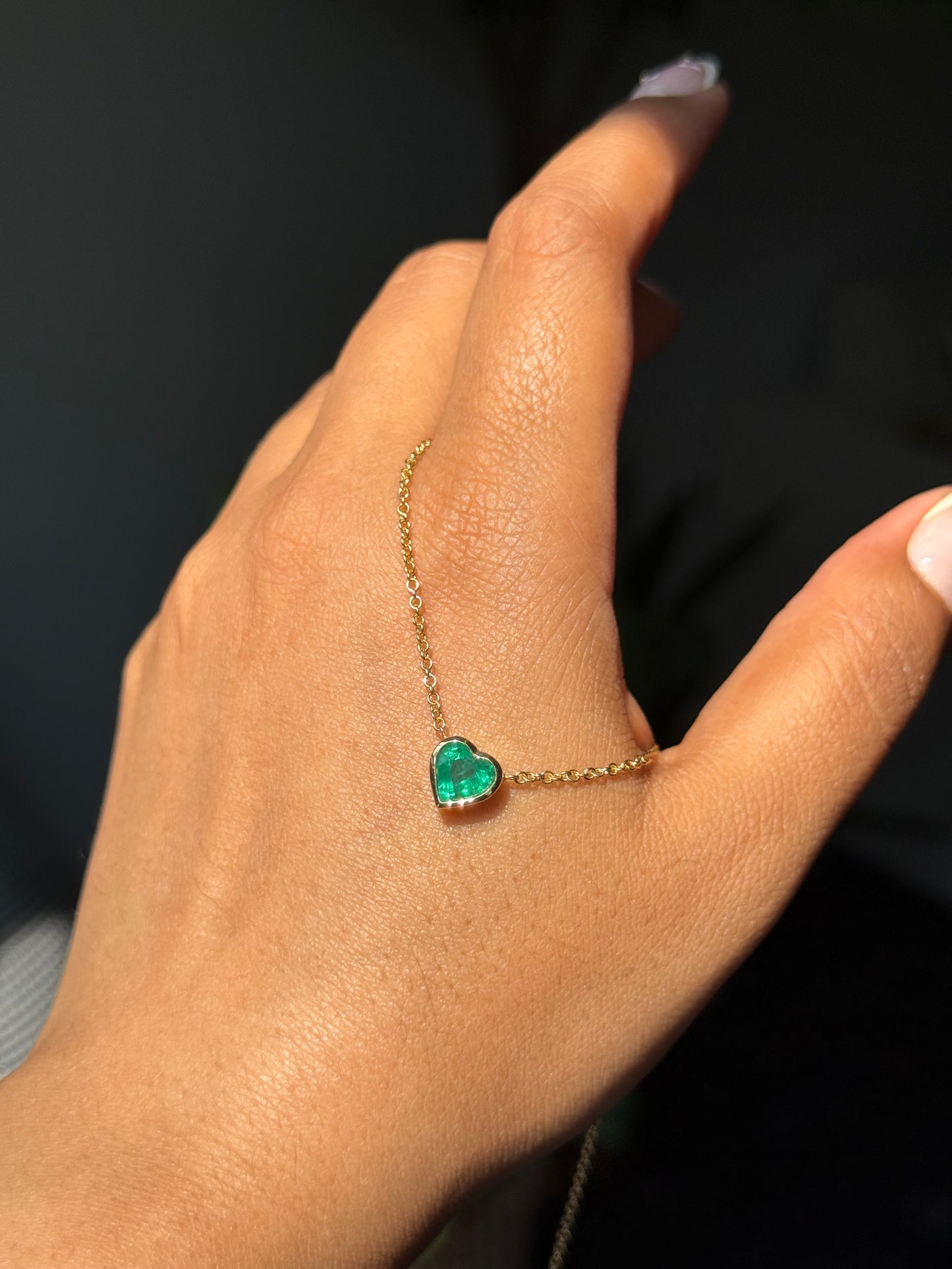 18k solitaire Emerald Necklace 💚