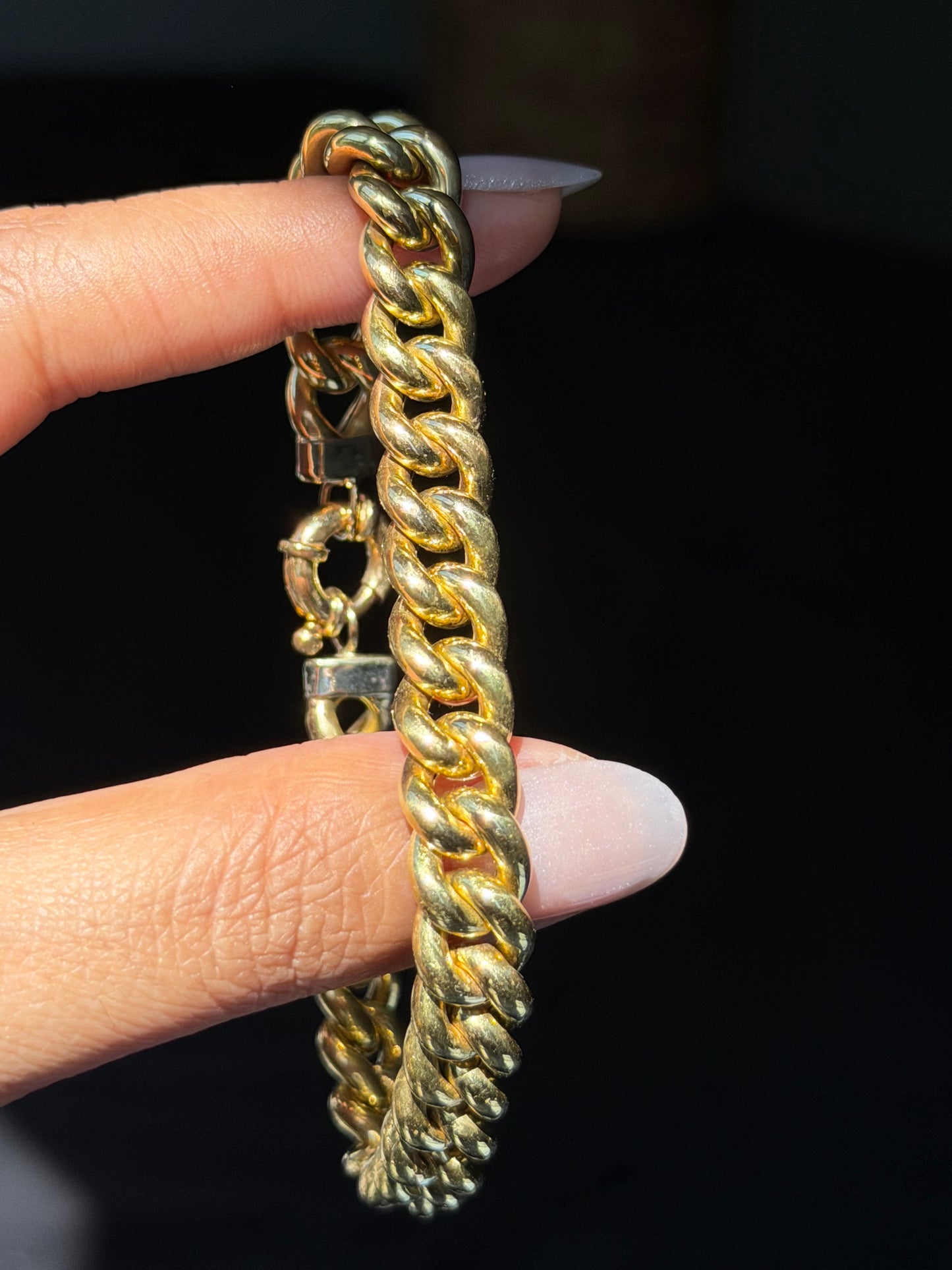 18k rounded curb Bracelet ✨