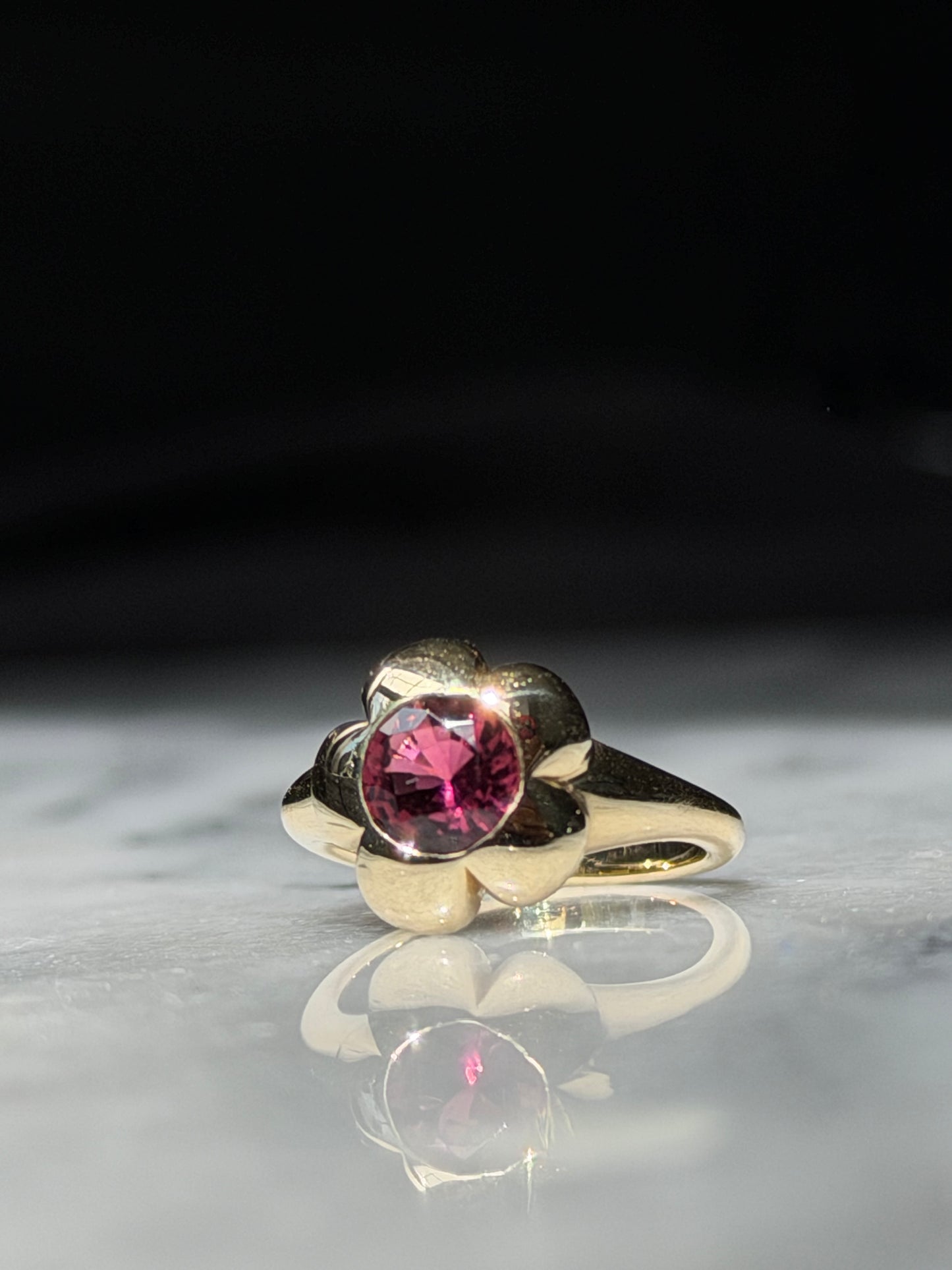 Bloom Pinky Signet