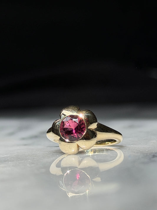 Bloom Pinky Signet