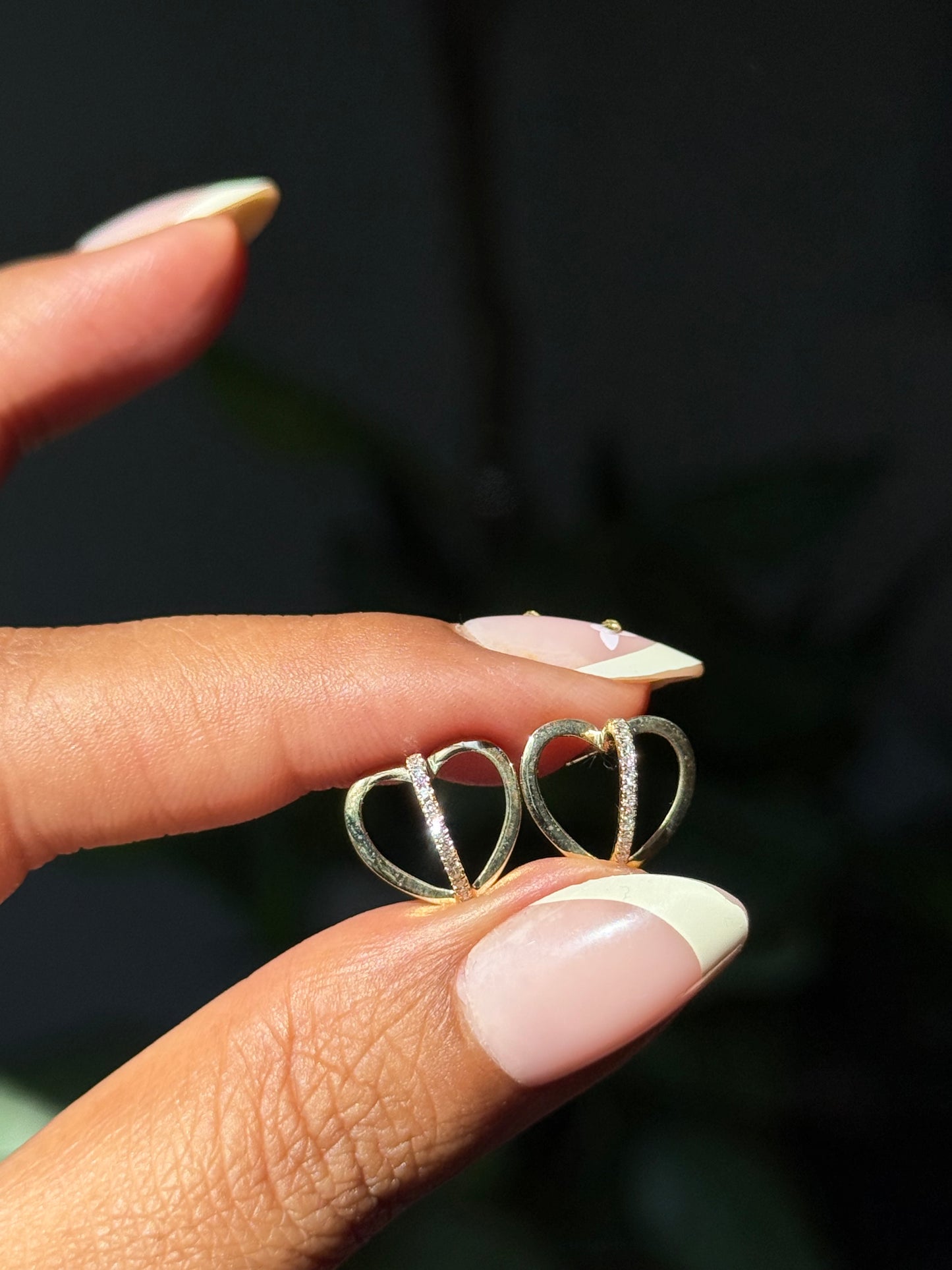14k  diamond  Heart earrings