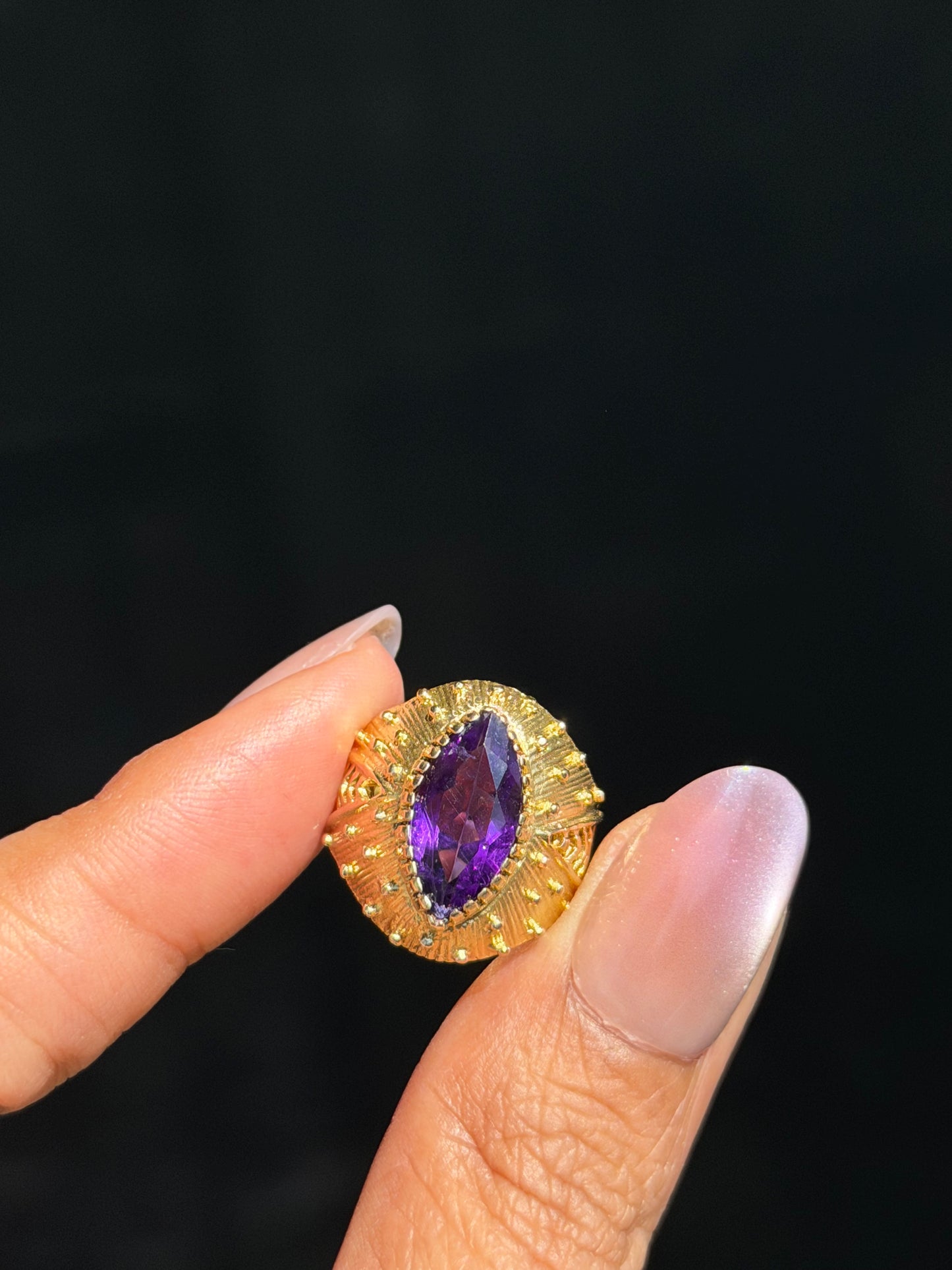 Vintage 14k chunky marquise Amethyst Ring ✨💜