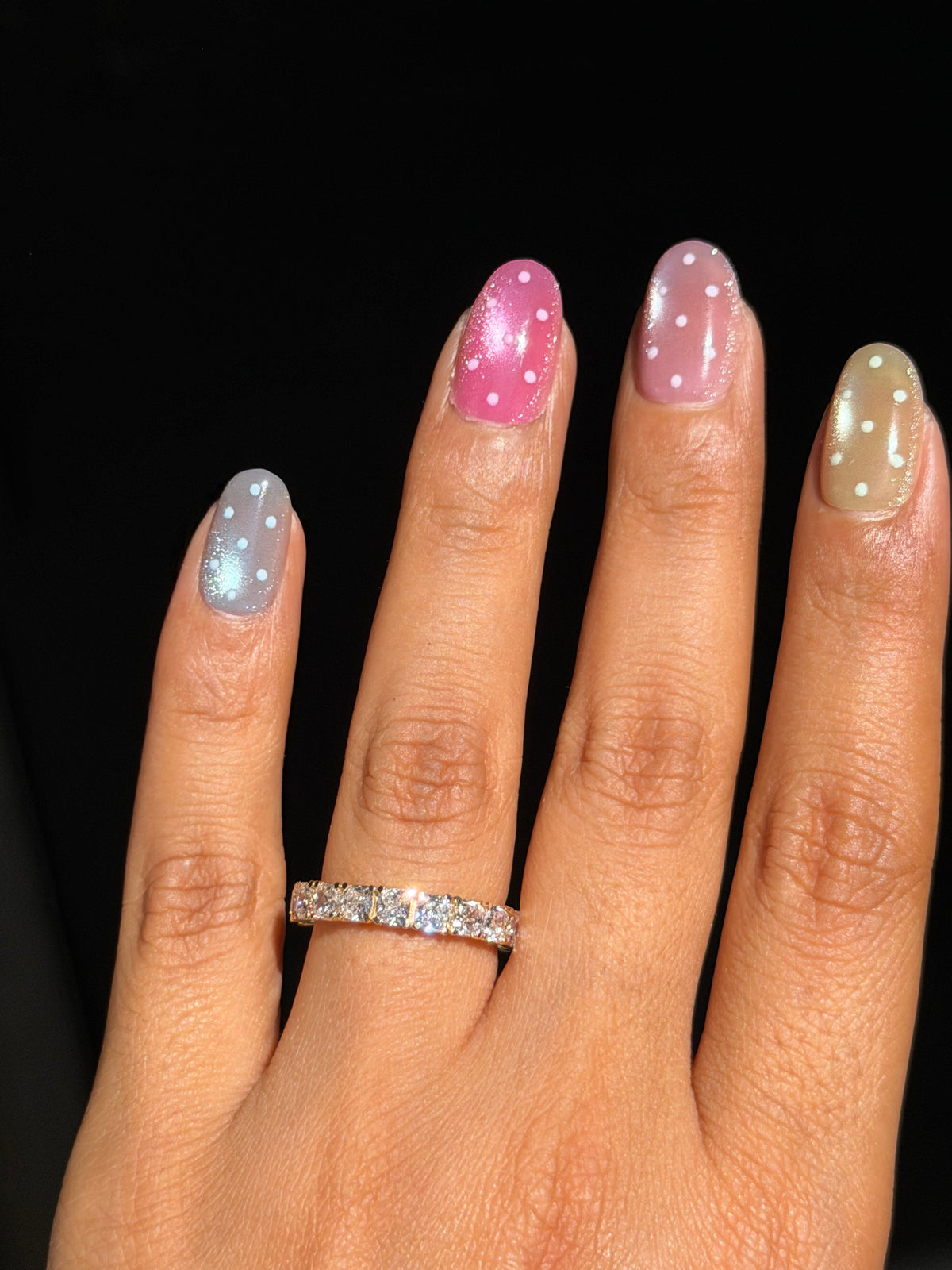14k 4ct cushion cut eternity band