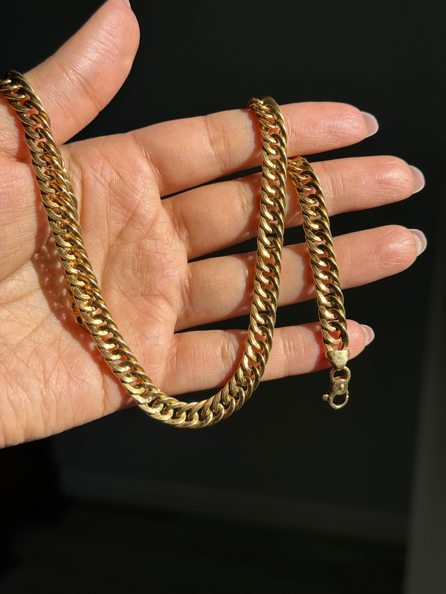 Italian 18k wide Curb chain