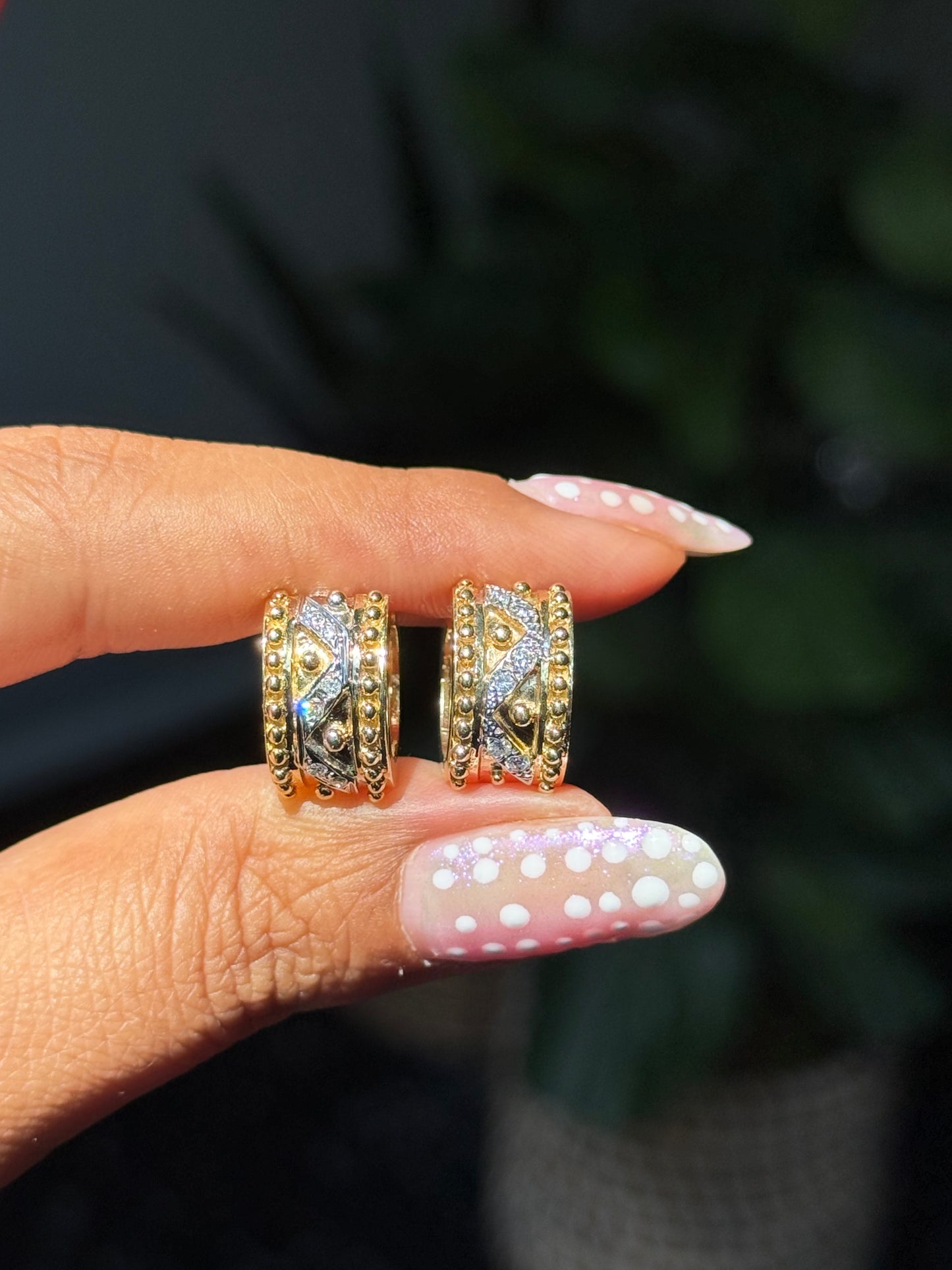 14k diamond Thick Solid Huggies ✨