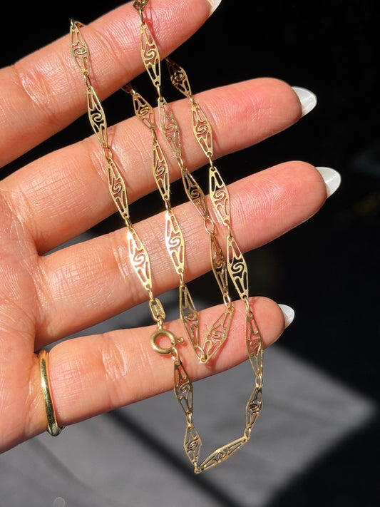 vintage 18k Italian filigree link chain