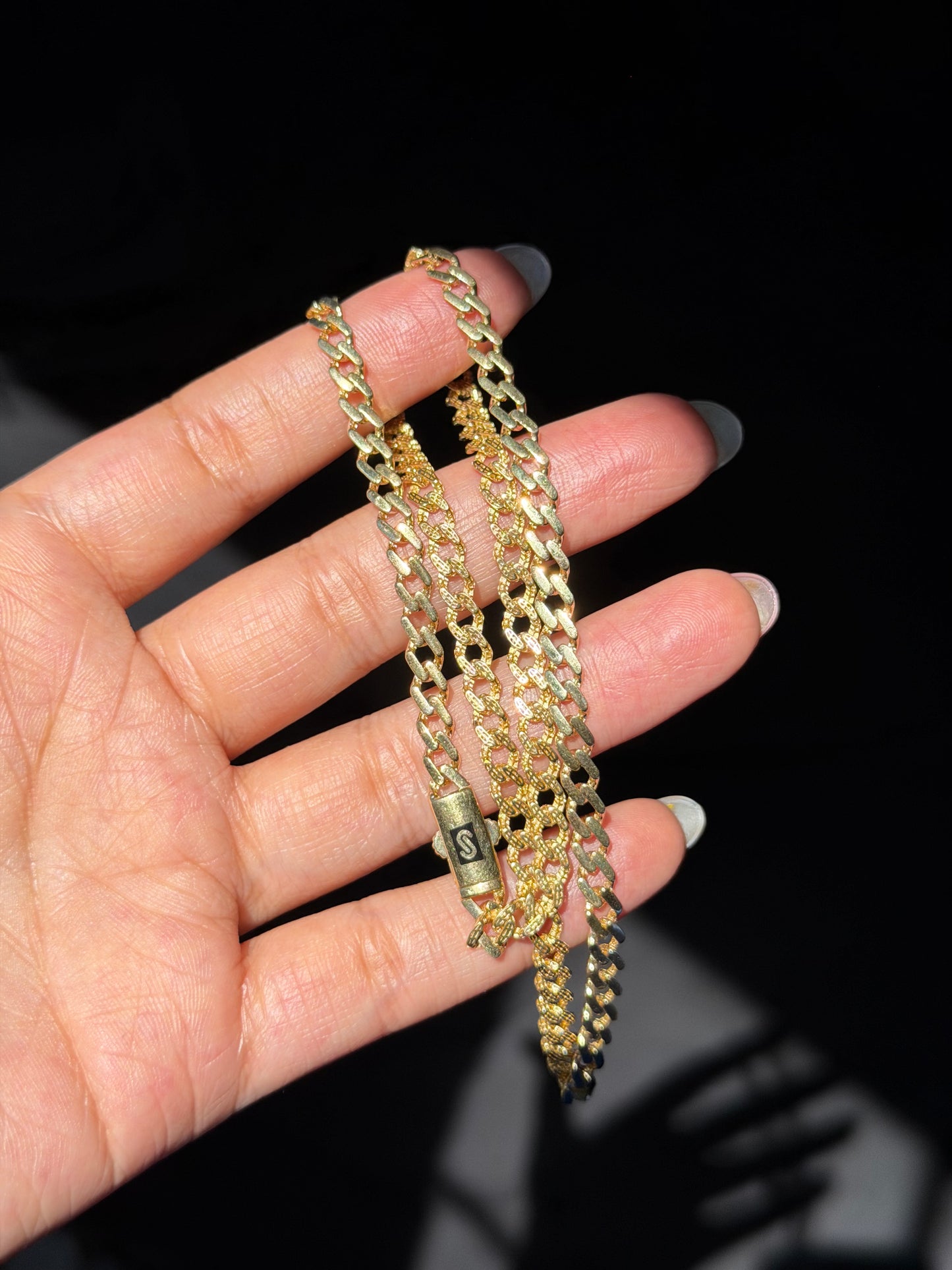 18k Cubain chain ✨