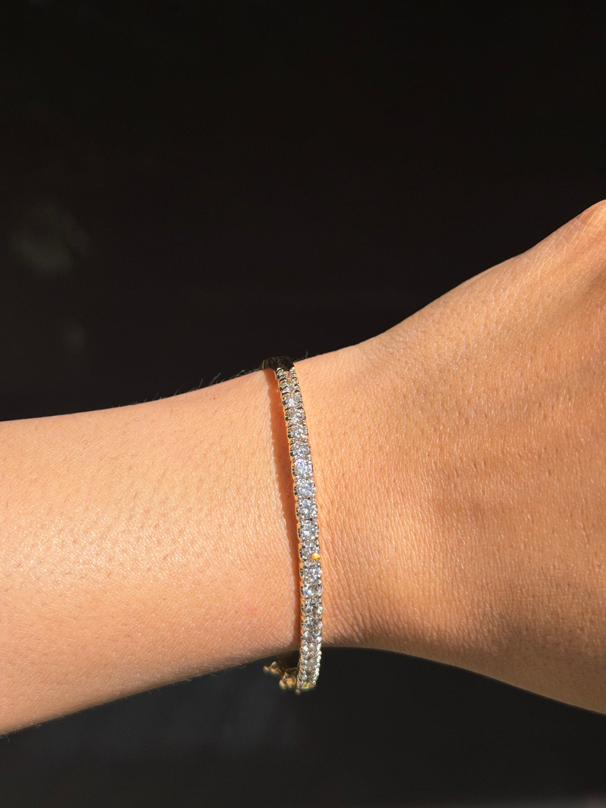14k diamond 2ct hinged bangle
