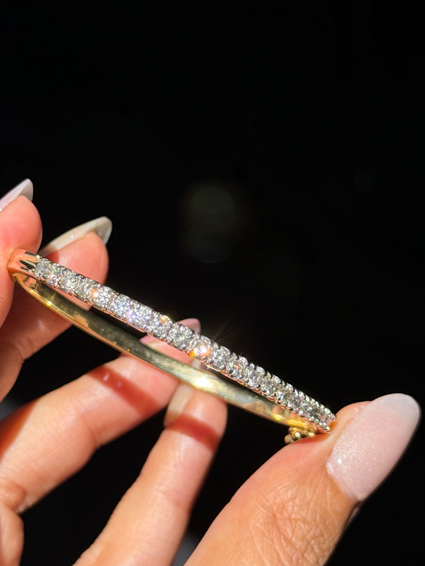 14k 2ct diamond hinged bracelet