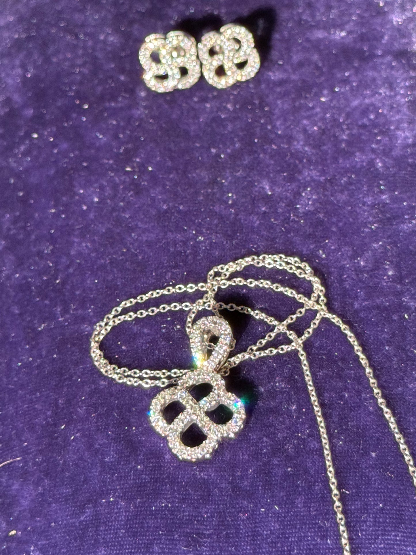 14k diamond Quatrefoil Necklace & Earrings