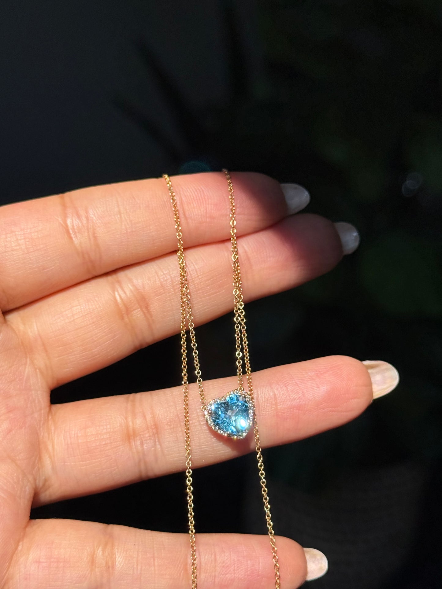 18k solitaire heart necklace