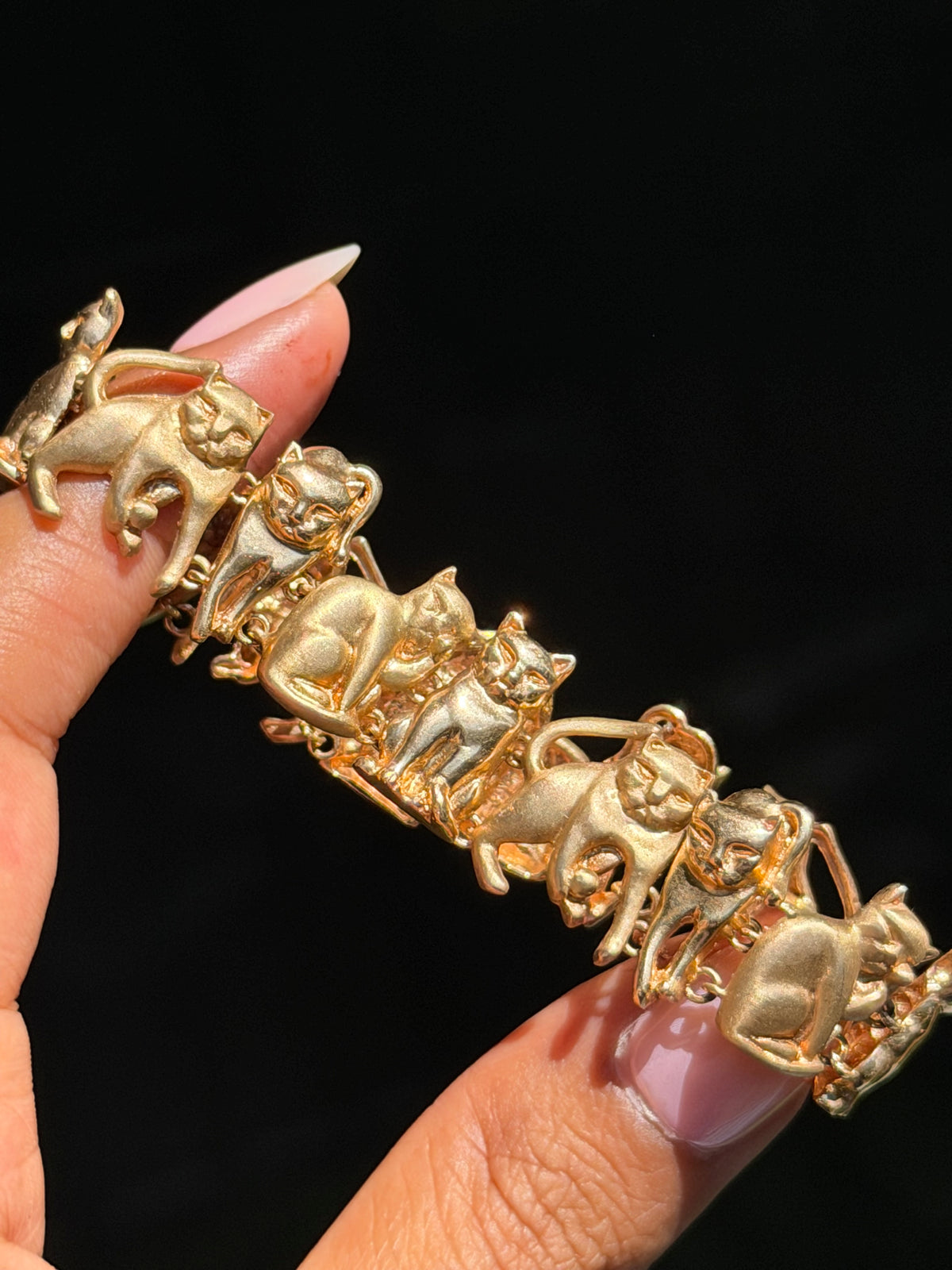14k Ardian Cat Motif bracelet 🐈‍⬛