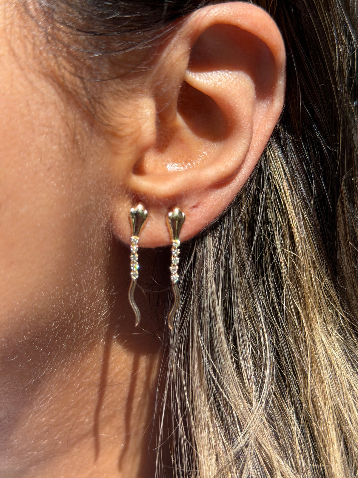 14k articulated snake earrings ✨