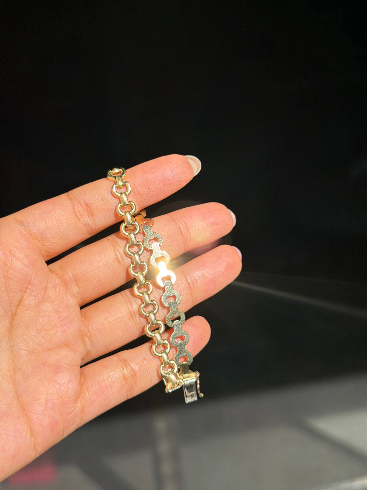 14k Italian flat horseshoe link bracelet