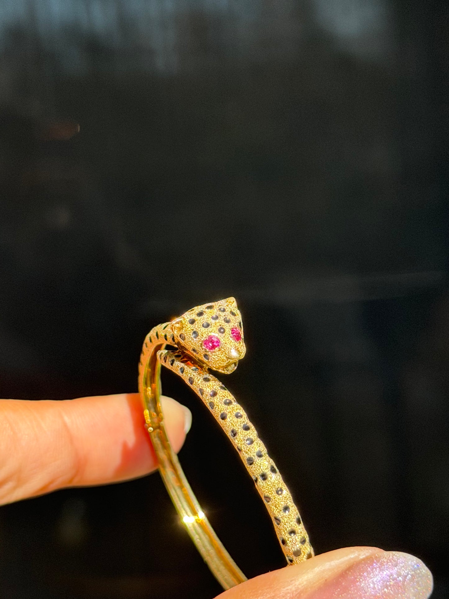 14k Cheetah hinged bracelet
