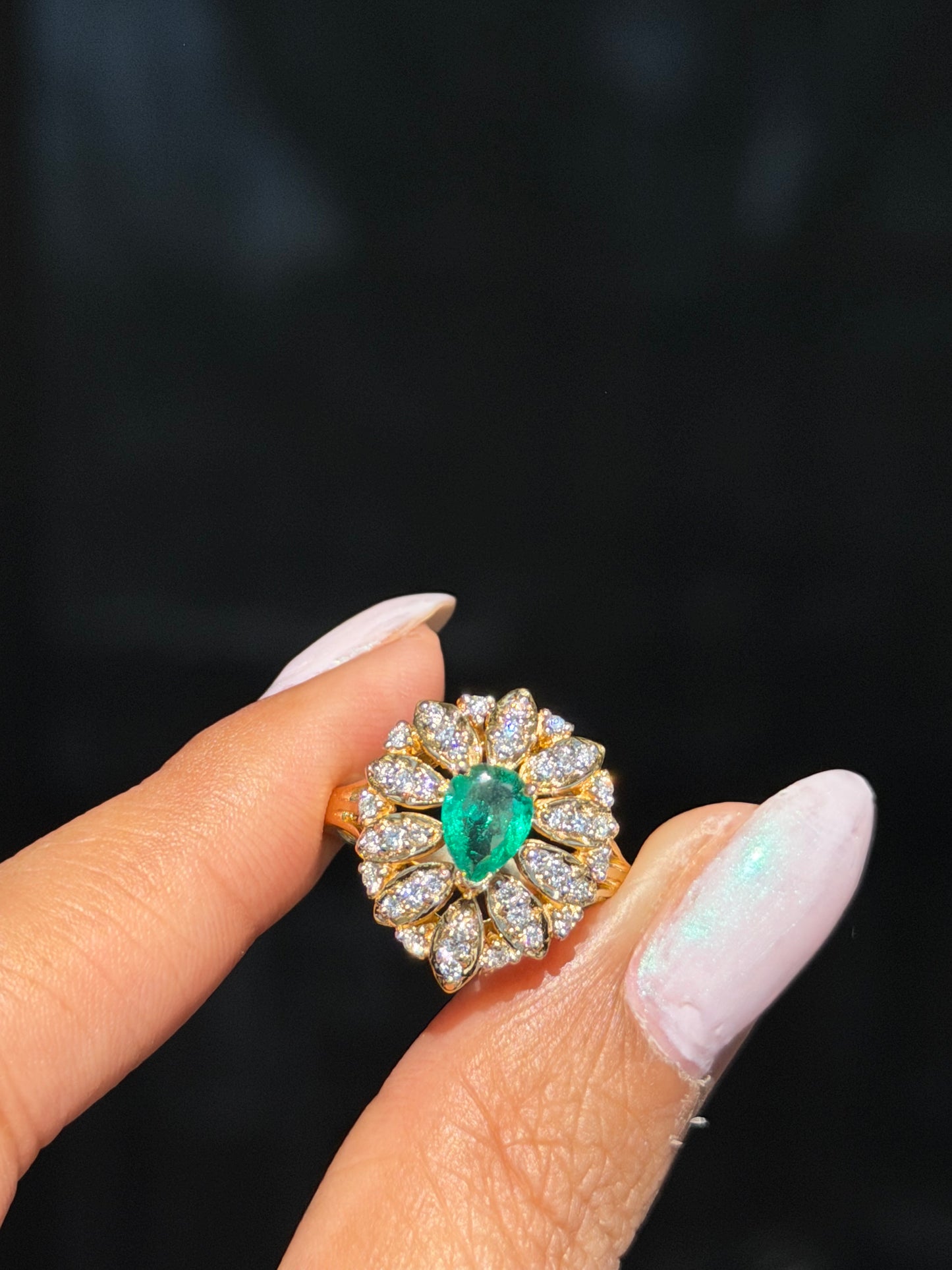 14k Colombian emerald and diamond ring