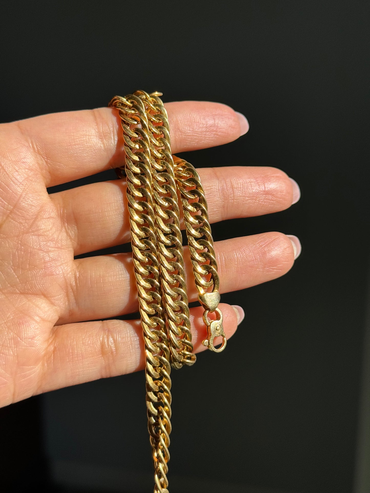 Italian 18k wide Curb chain