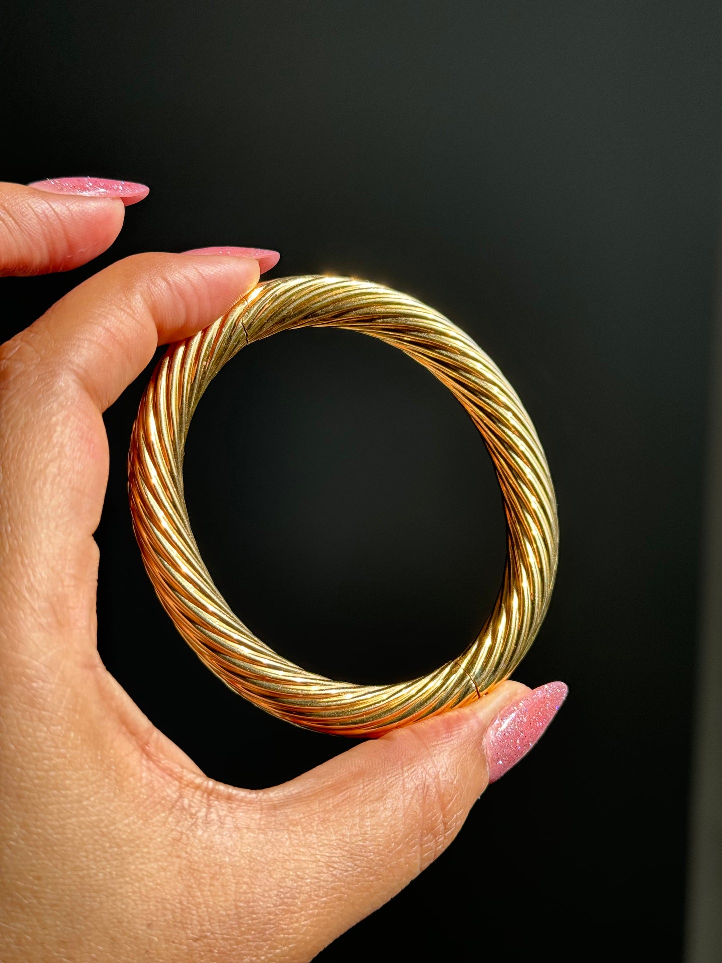 18k chunky twisted hinged bangle