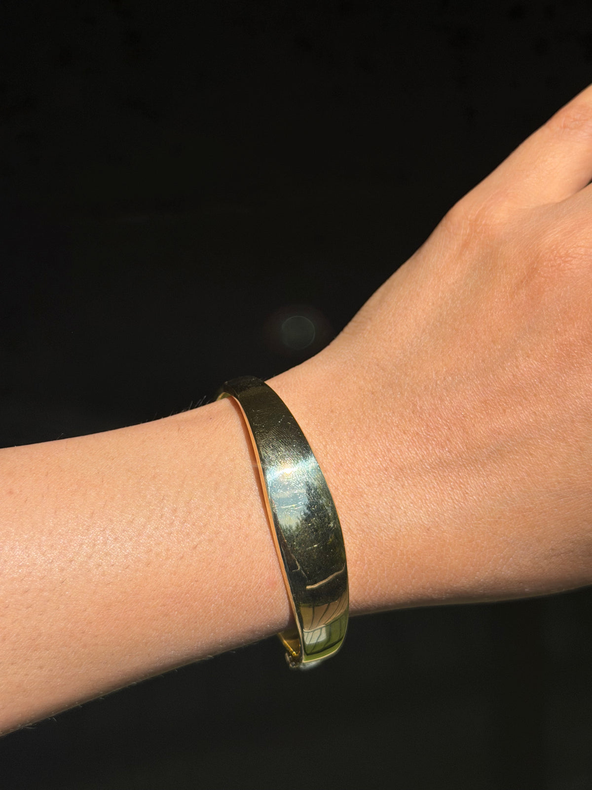 14k solid heavy hinged bangle
