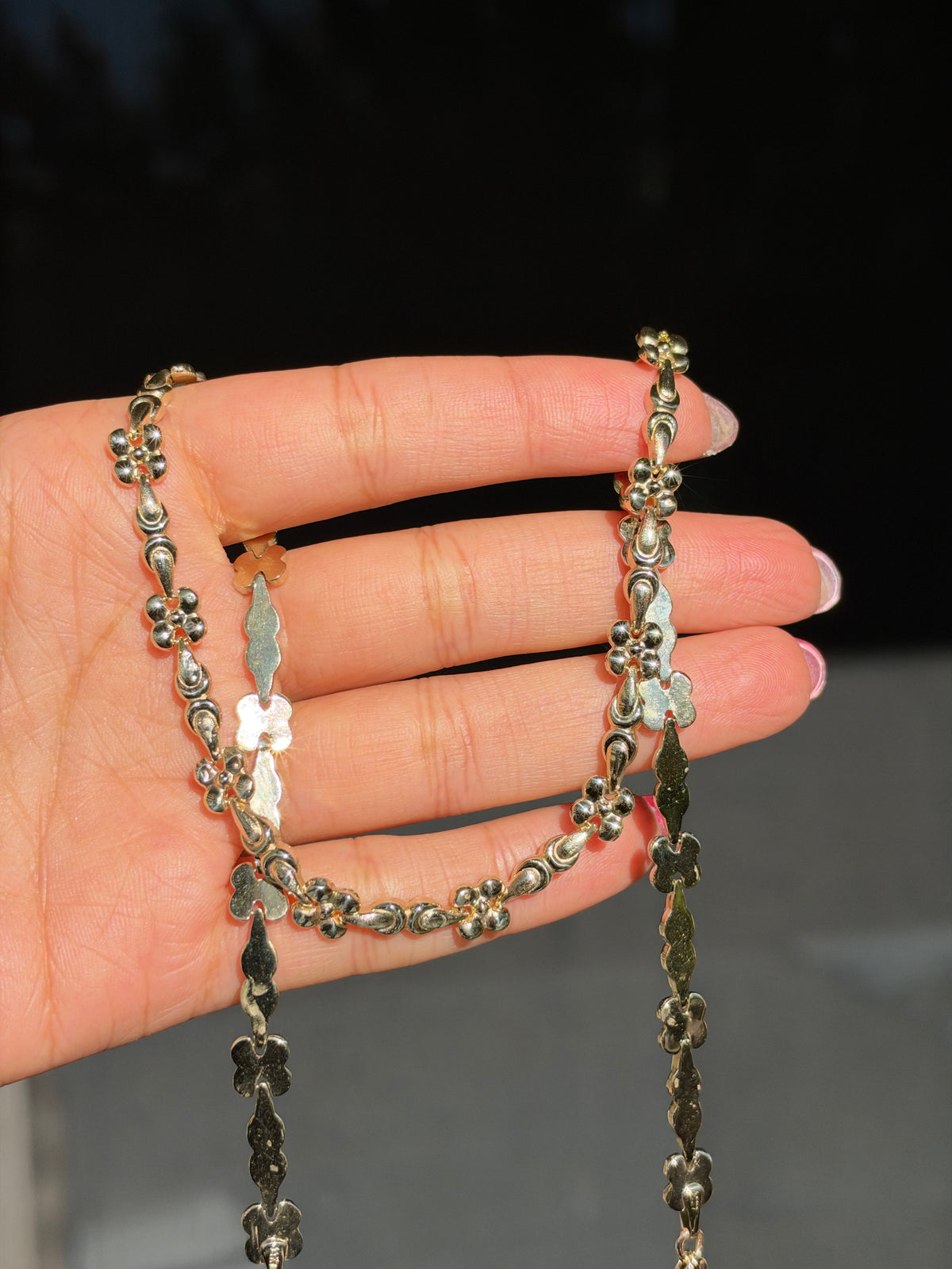 Vintage 14k Italian flower motif necklace 🌸