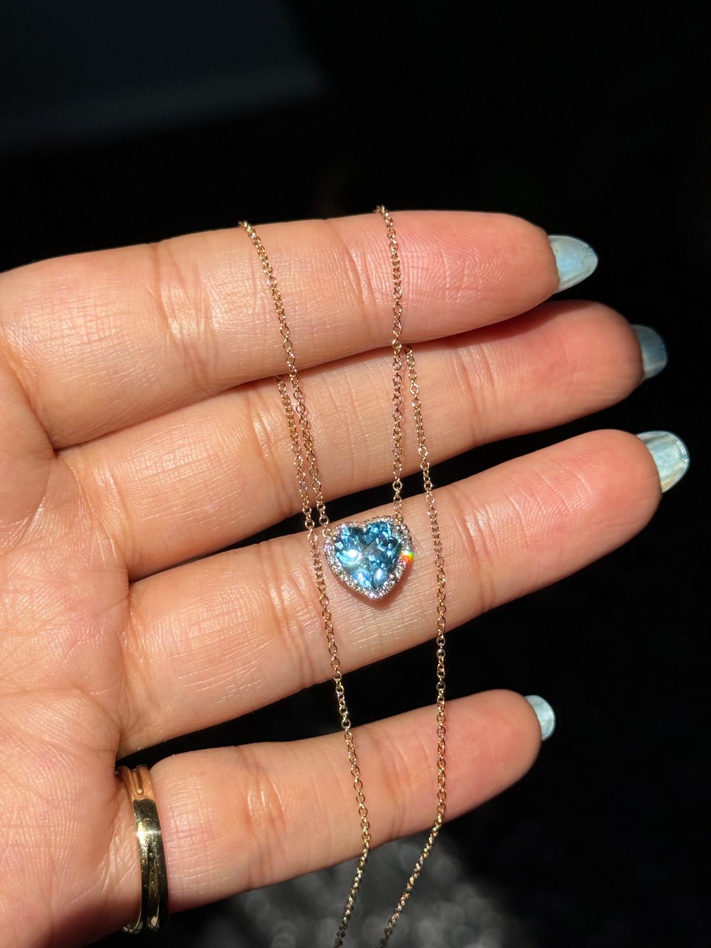 18k solitaire heart necklace