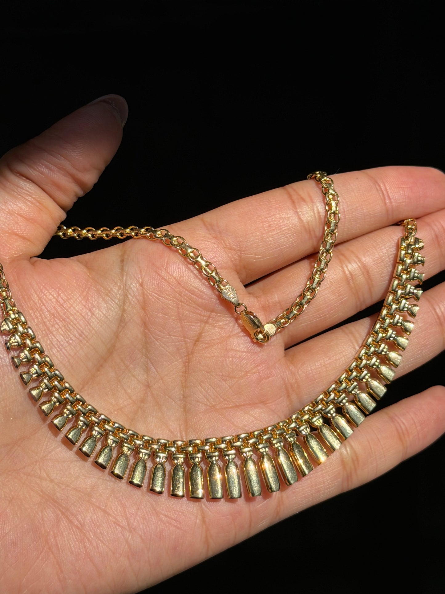Vintage 14k  double sided Italian Cleopatra necklace