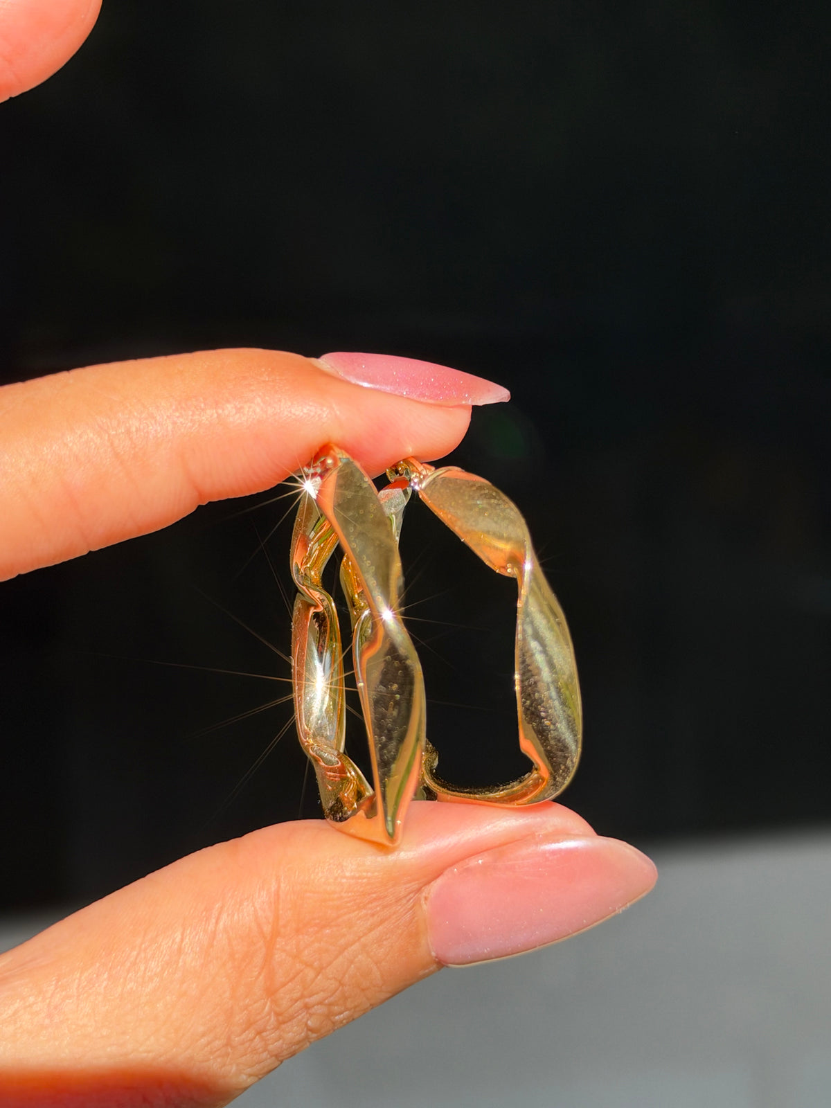 14k twisted Star hoop earrings ✨