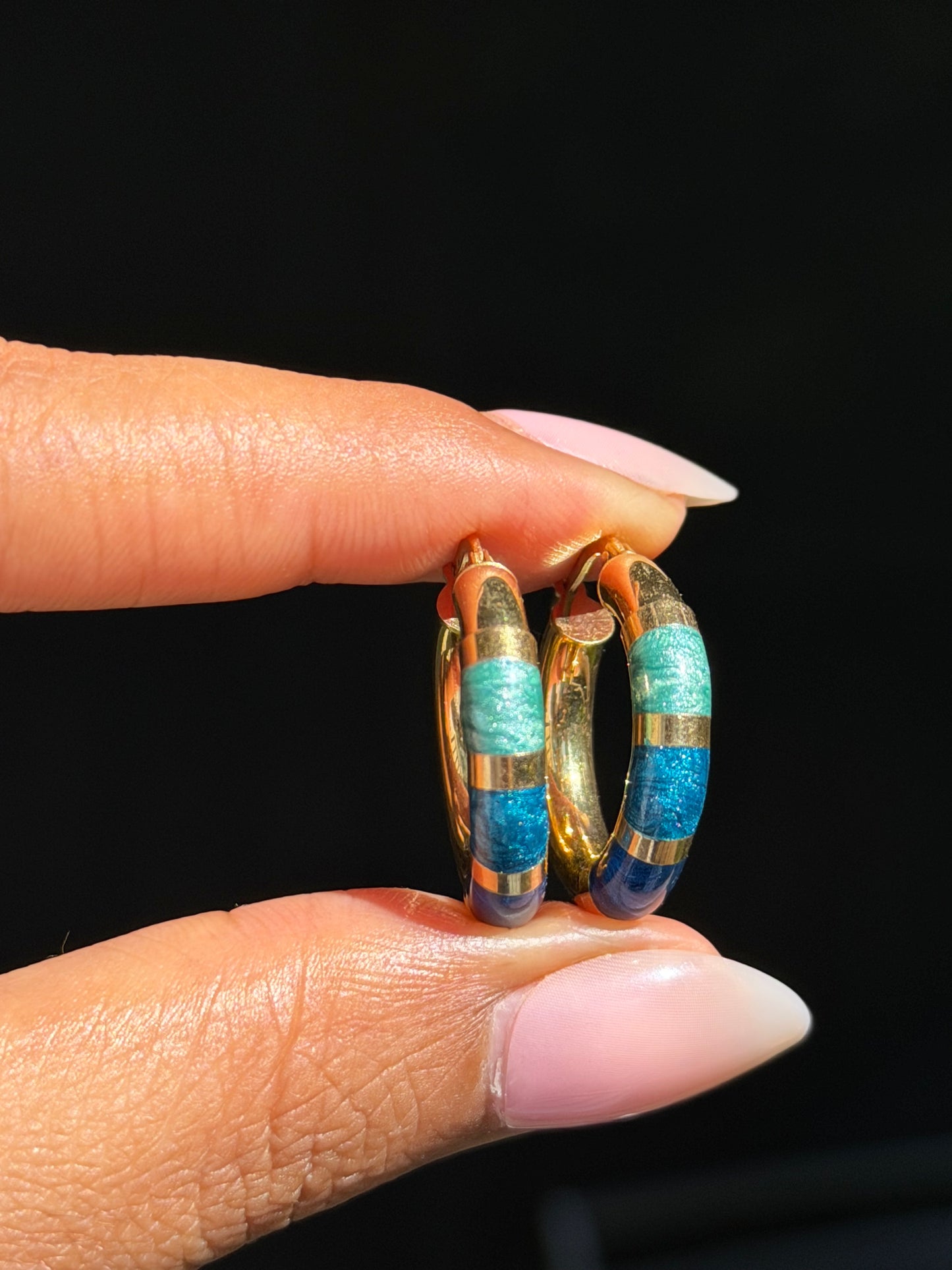 14k Italian UnoAerre hoop earrings