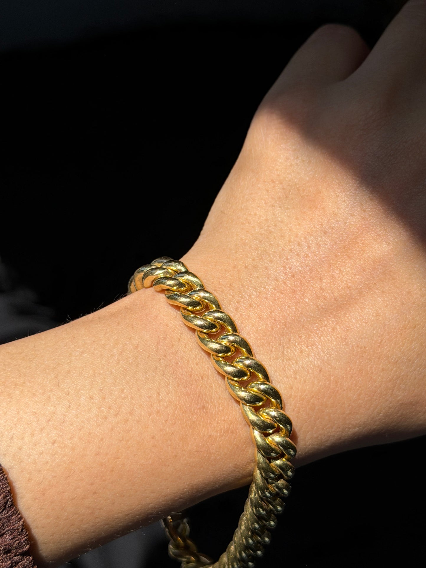 18k rounded curb Bracelet ✨