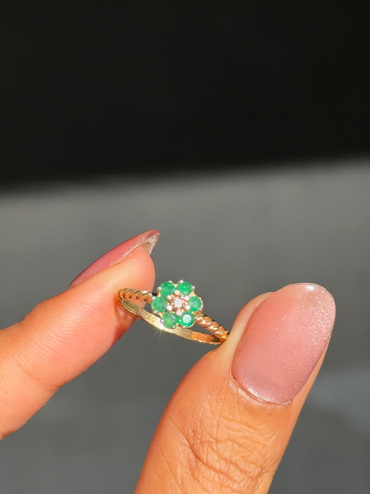 14k emerald flower ring