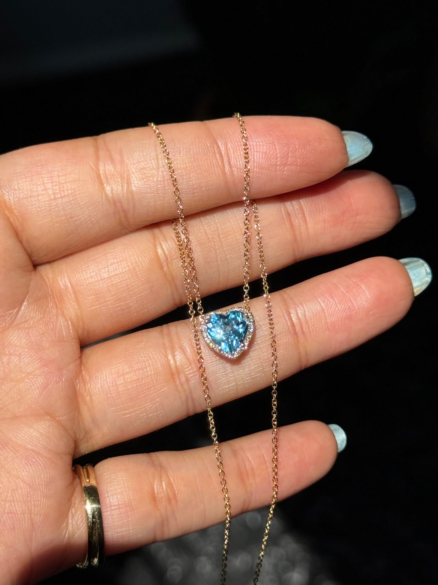 18k solitaire heart necklace